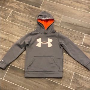 Under Armour Boys sweatshirt